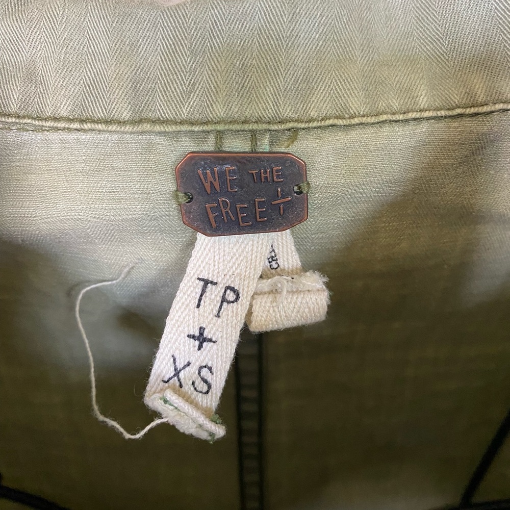 We The Free Vintage Style Green Button Up Jacket - Picture 3 of 8